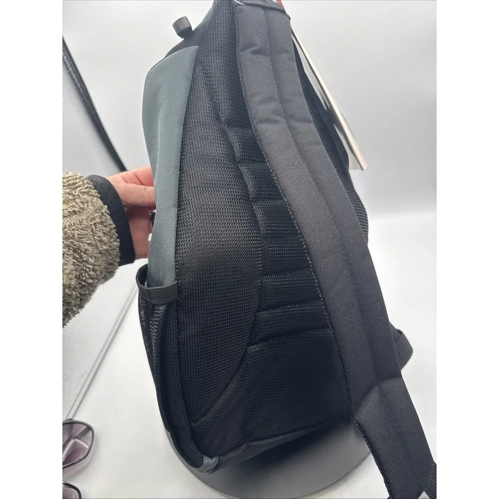 Tamrac 4276 Jazz 76 Photo Sling Pack Black/Multi Easy Access DSLR Camera Storage